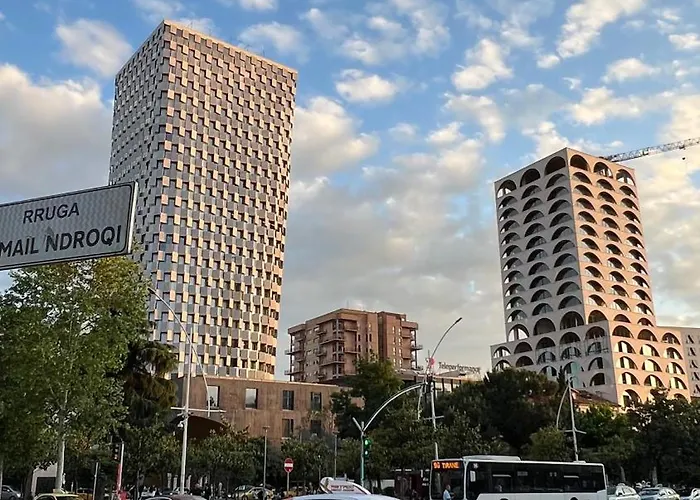 Appartement T Tirana